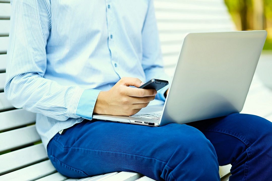 Uticaj moderne tehnologije na mušku plodnost: Da li su laptop i telefon opasnost?